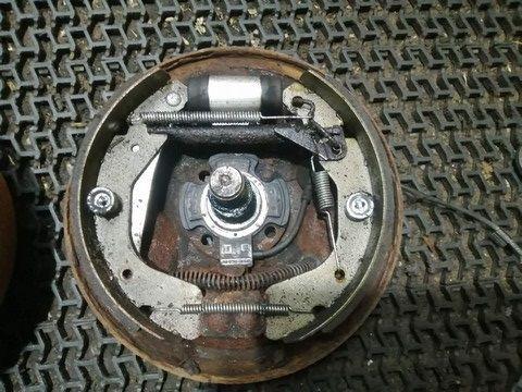 Механизм развода задних тормозных колодок правый G9Q1J7 Opel Corsa - Фото 3