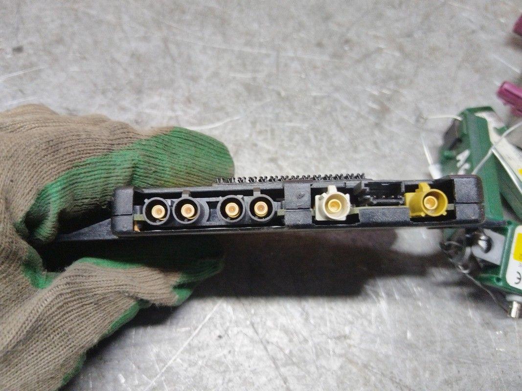 Усилитель антенны CP2EBT Audi A6 купить на авторазборке