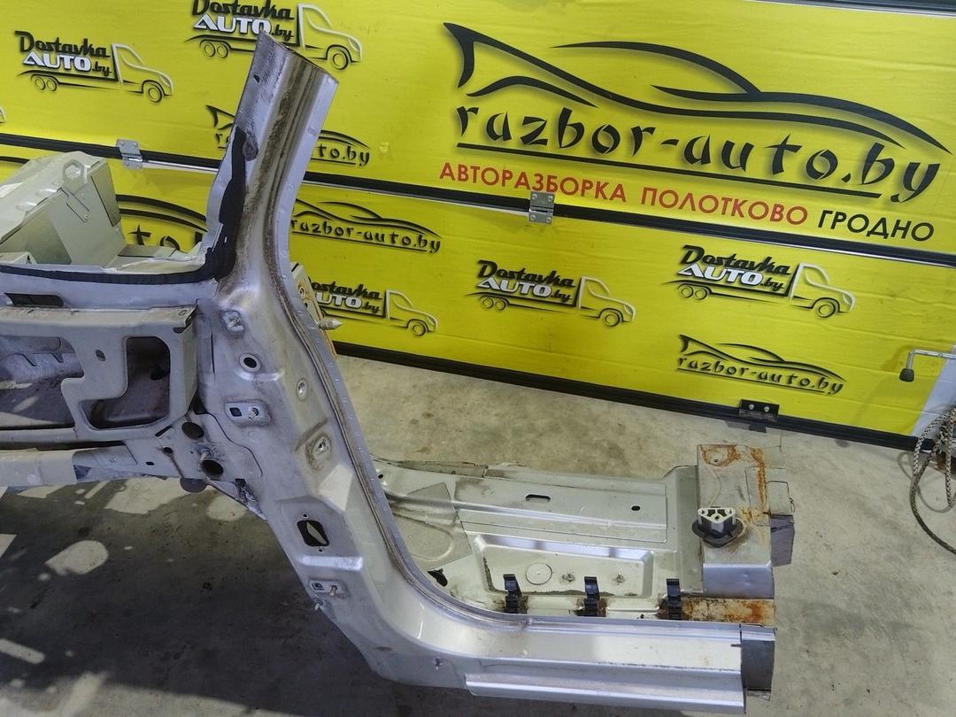 Четверть передняя левая UGESDP Renault Espace купить с доставкой