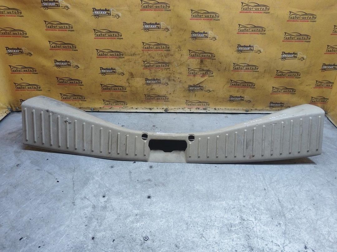 Накладка замка багажника P6OIYX Ford C-Max купить