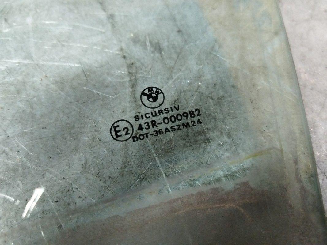 Стекло двери передней левой U1WQIO BMW 5 E39 - Фото 2