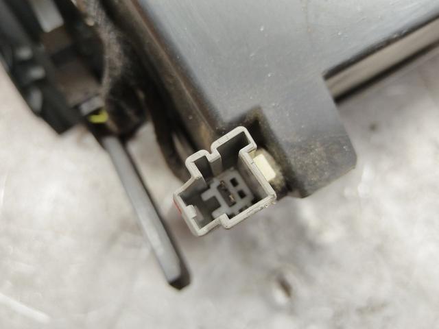 Бардачок HS3MG4 Ford Fusion undefined