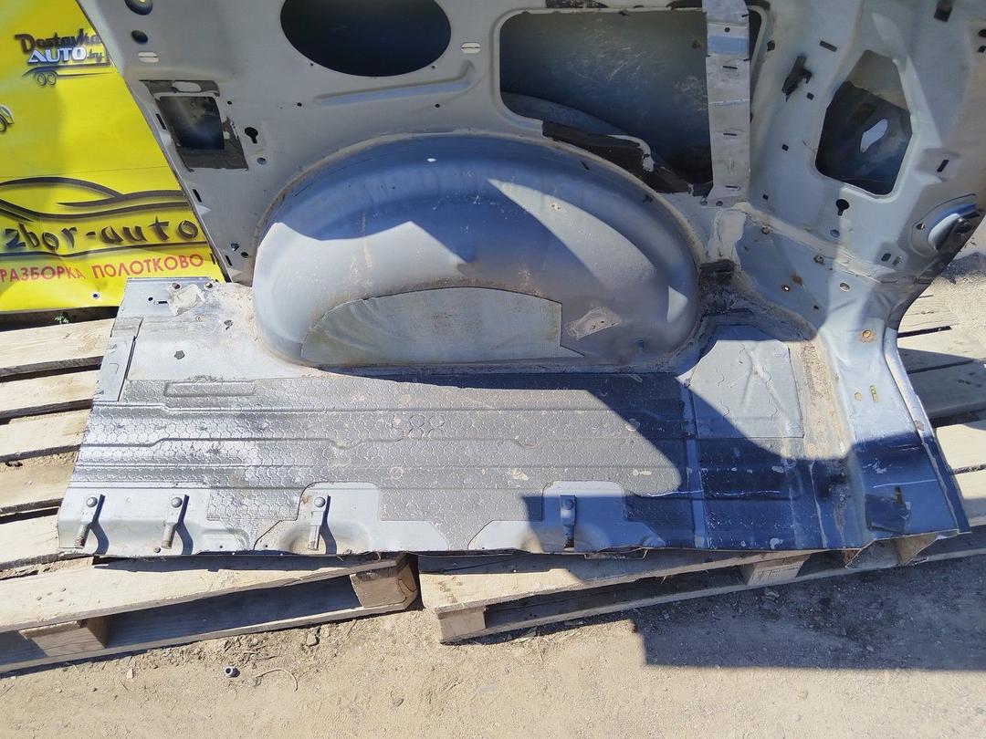 Крыло заднее правое P1Y9FC Chrysler Voyager undefined