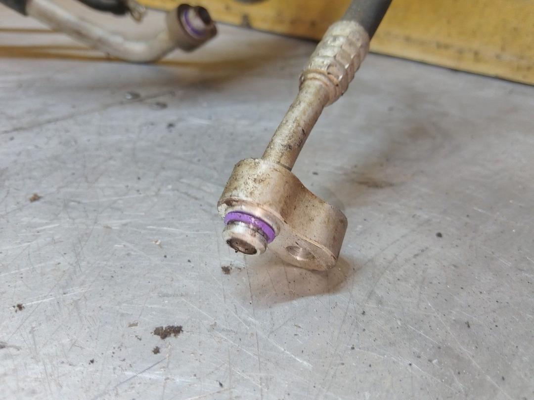 Трубка кондиционера HKX9MX Volkswagen Passat - Фото 3