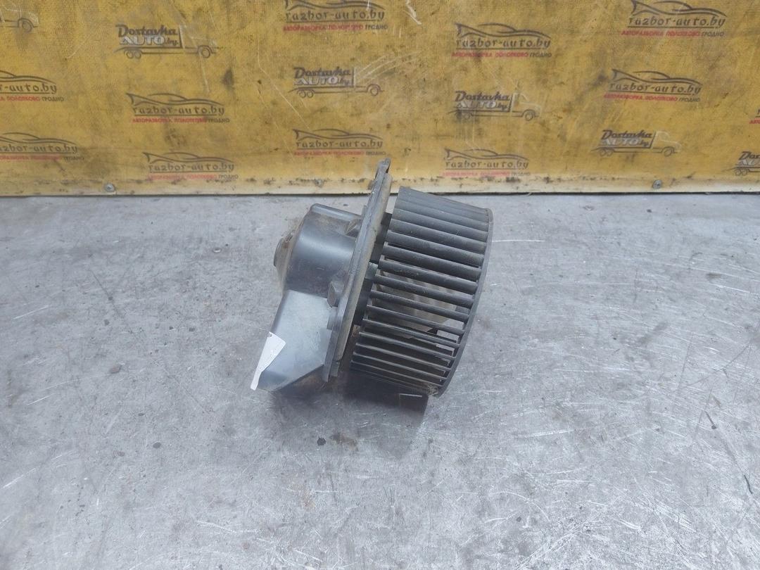 Моторчик печки 2PA5BP Rover 200
