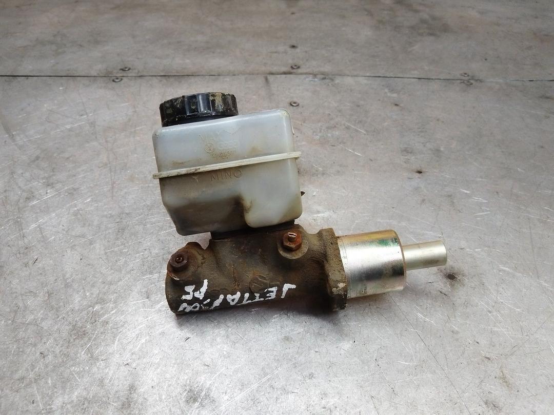 Цилиндр тормозной главный 20T9GS Volkswagen Jetta