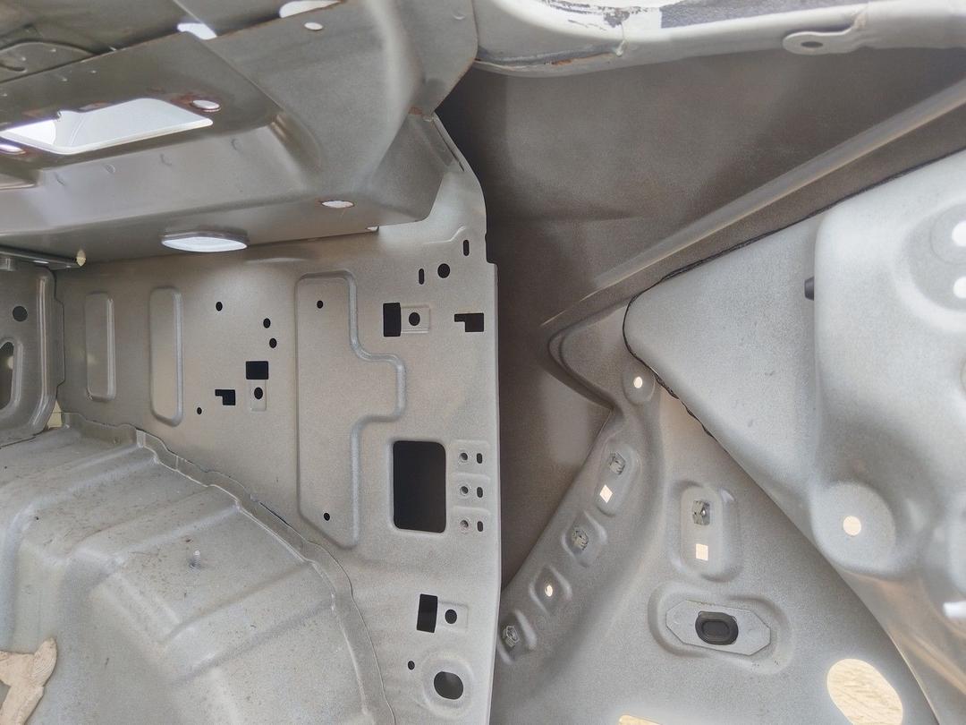 Крыло заднее правое 2T3Y1Z Ford Fusion undefined