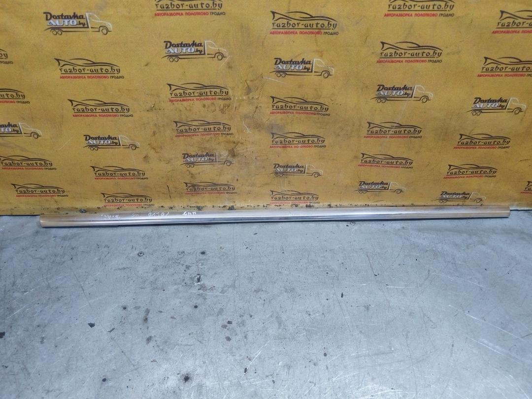 Молдинг стекла двери задней левой наружный P5SHOF Volvo XC70