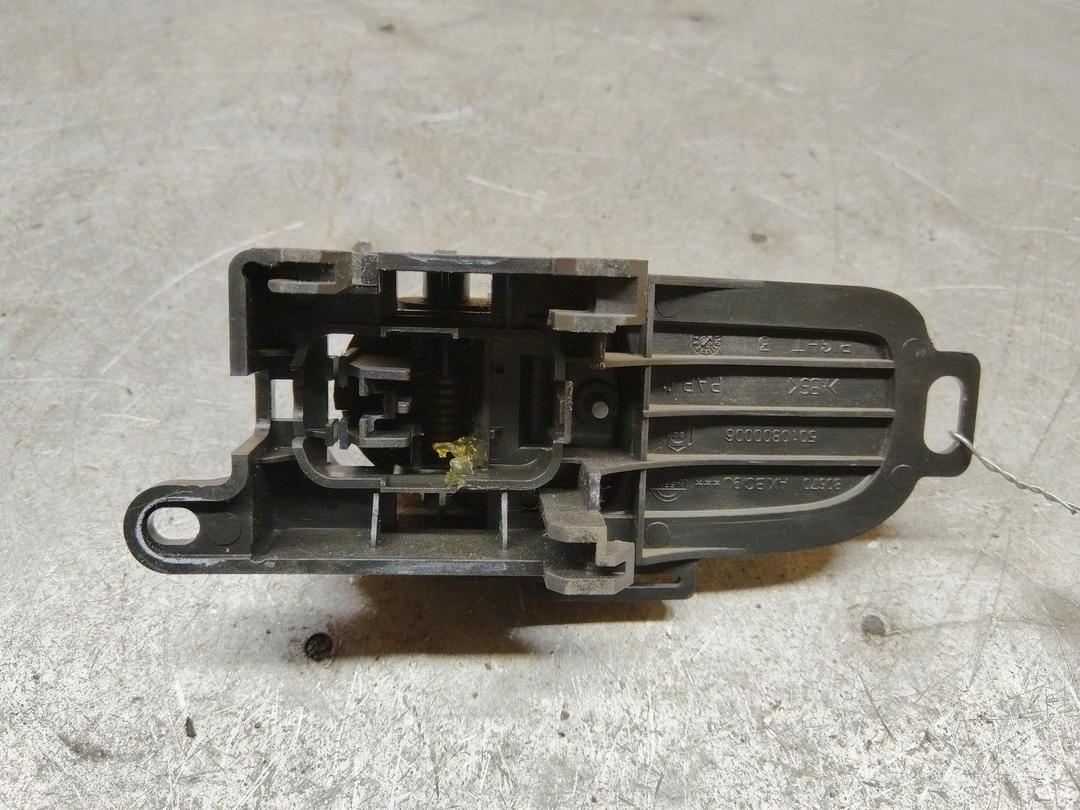 Ручка внутренняя задняя правая 12B5G6 Nissan Note купить