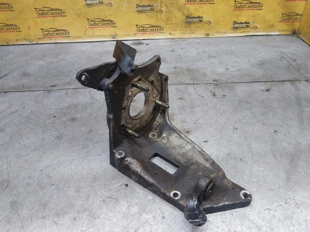 Крепление ТНВД JST4UE Peugeot 306 - Фото 1