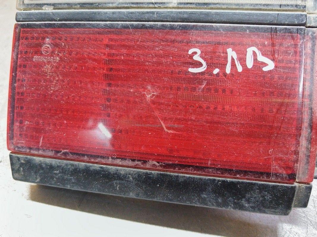 Фонарь крышки багажника левый BWB032 Volkswagen Passat купить