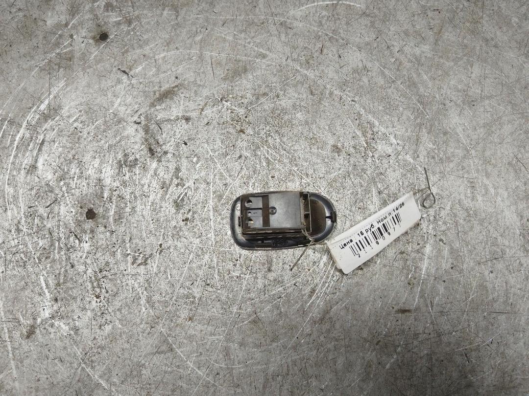 Кнопка стеклоподъемника заднего правого FI77JF Seat Toledo купить на авторазборке