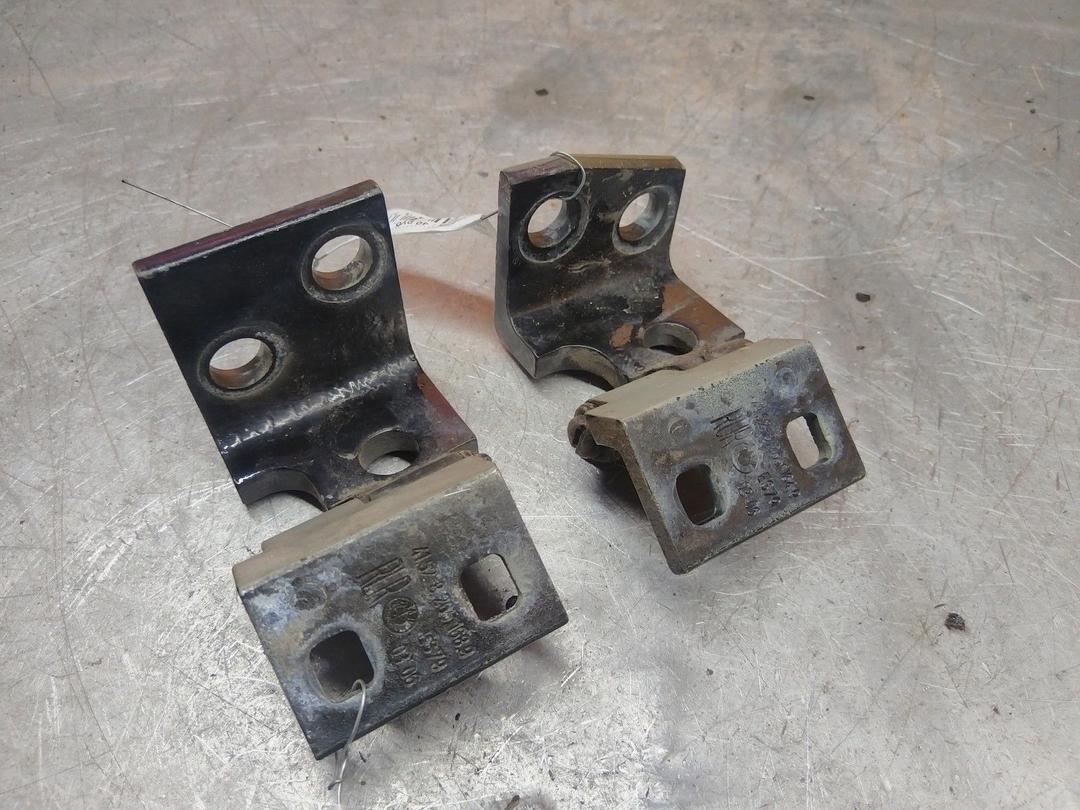 Петля двери задней правой VZC994 BMW X5 E53 - Фото 3