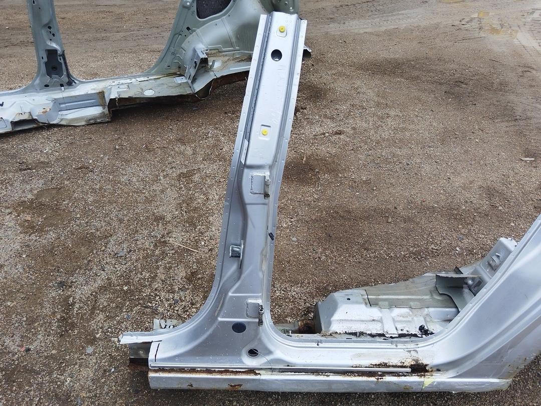 Стойка кузовная центральная левая FP90U0 Opel Meriva