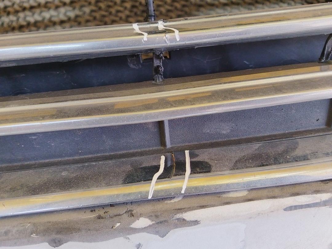 Бампер передний F0272Z Ford Fusion undefined