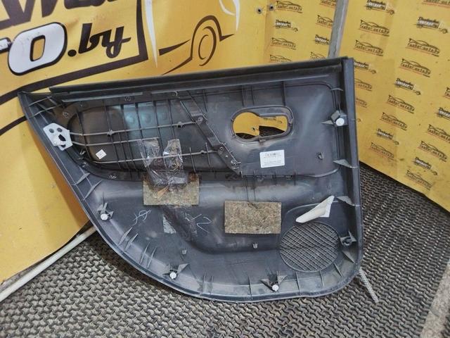 Обшивка двери задней правой (дверная карта) RGXB4I Nissan Note купить