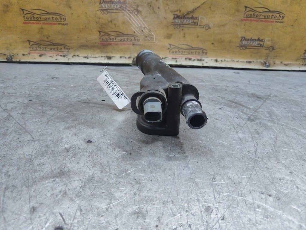 Фланец (тройник) системы охлаждения 5P2UJO Volkswagen Polo - Фото 2