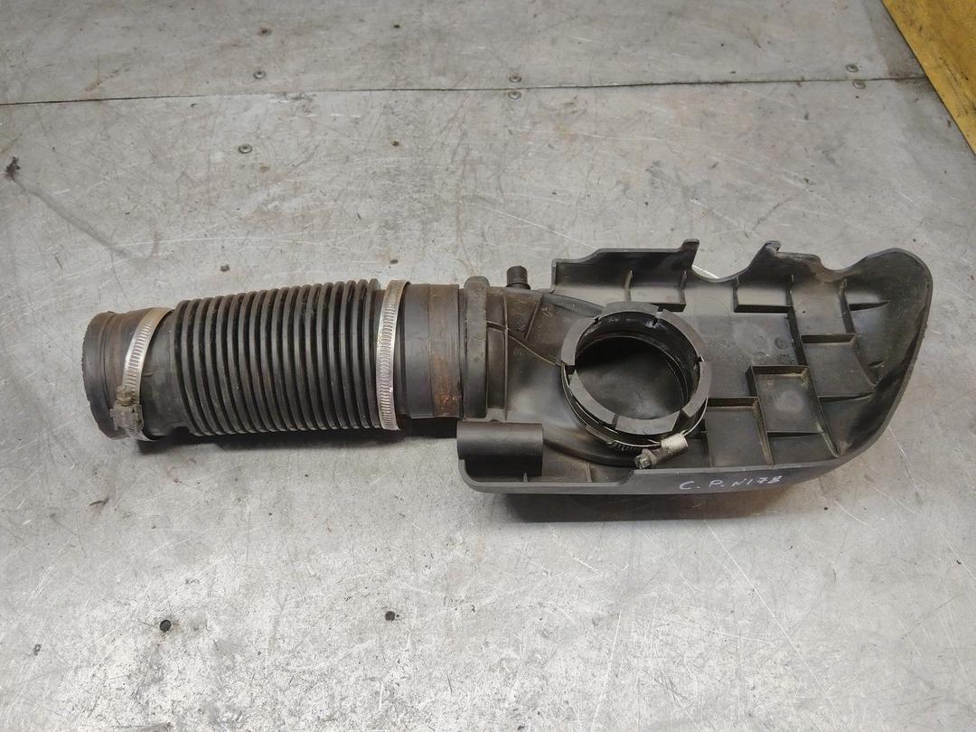 Патрубок воздушного фильтра 66ZQB3 Citroen Xsara Picasso - Фото 2