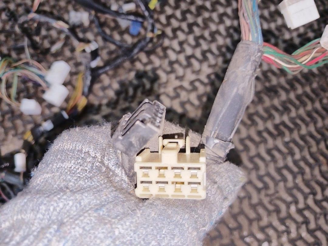 Проводка салона 2F7Q5E Toyota Corolla undefined