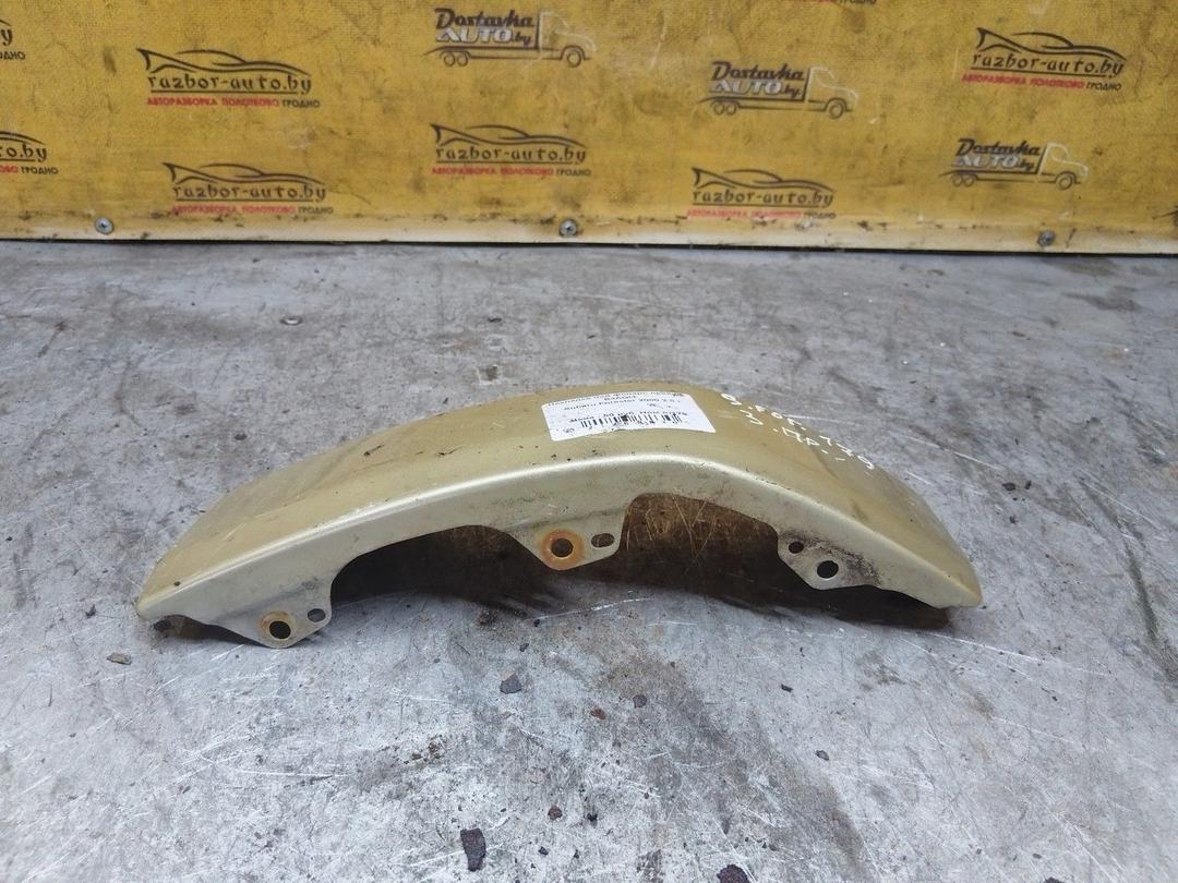 Накладка под фонарь правый B3AQI4 Subaru Forester купить