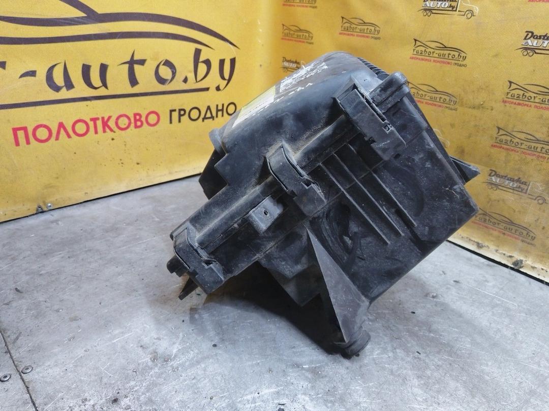 Корпус воздушного фильтра YXTNB4 Volvo V70 - Фото 8