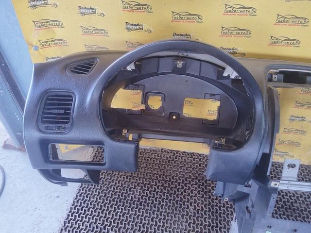 Панель передняя салона (торпедо) LSMWF5 Mitsubishi Carisma купить