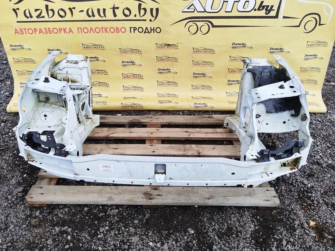 Передняя панель крепления облицовки (телевизор) U81R1G Renault Clio