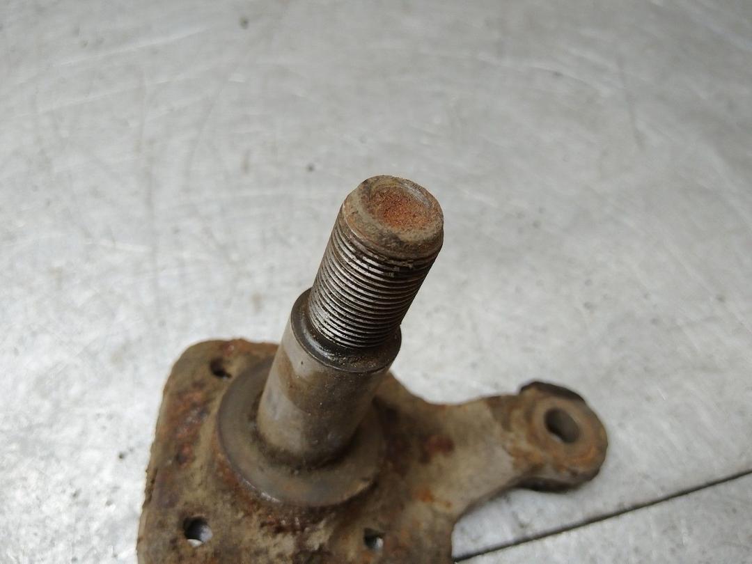 Цапфа задняя (ось ступицы) WO976O Renault Scenic - Фото 4