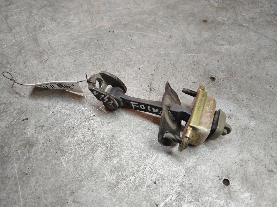 Ограничитель открывания двери задней XFH63M Ford Focus купить с доставкой