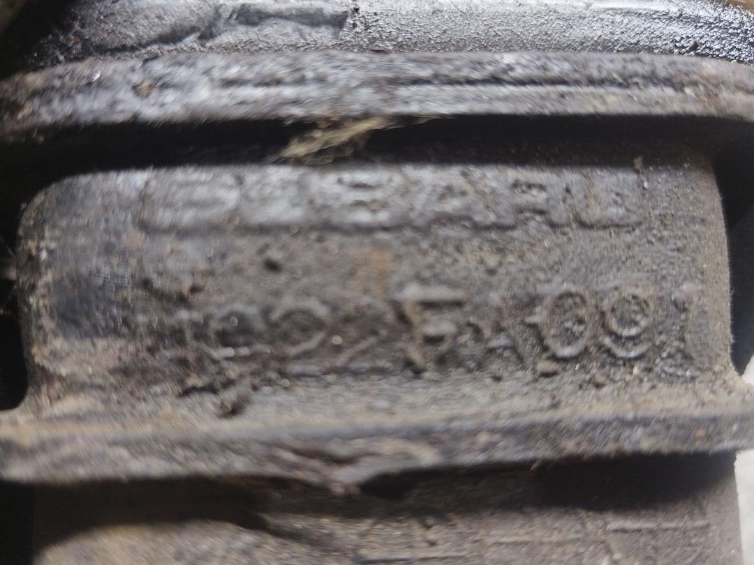 Подушка крепления двигателя 4DLO24 Subaru Forester