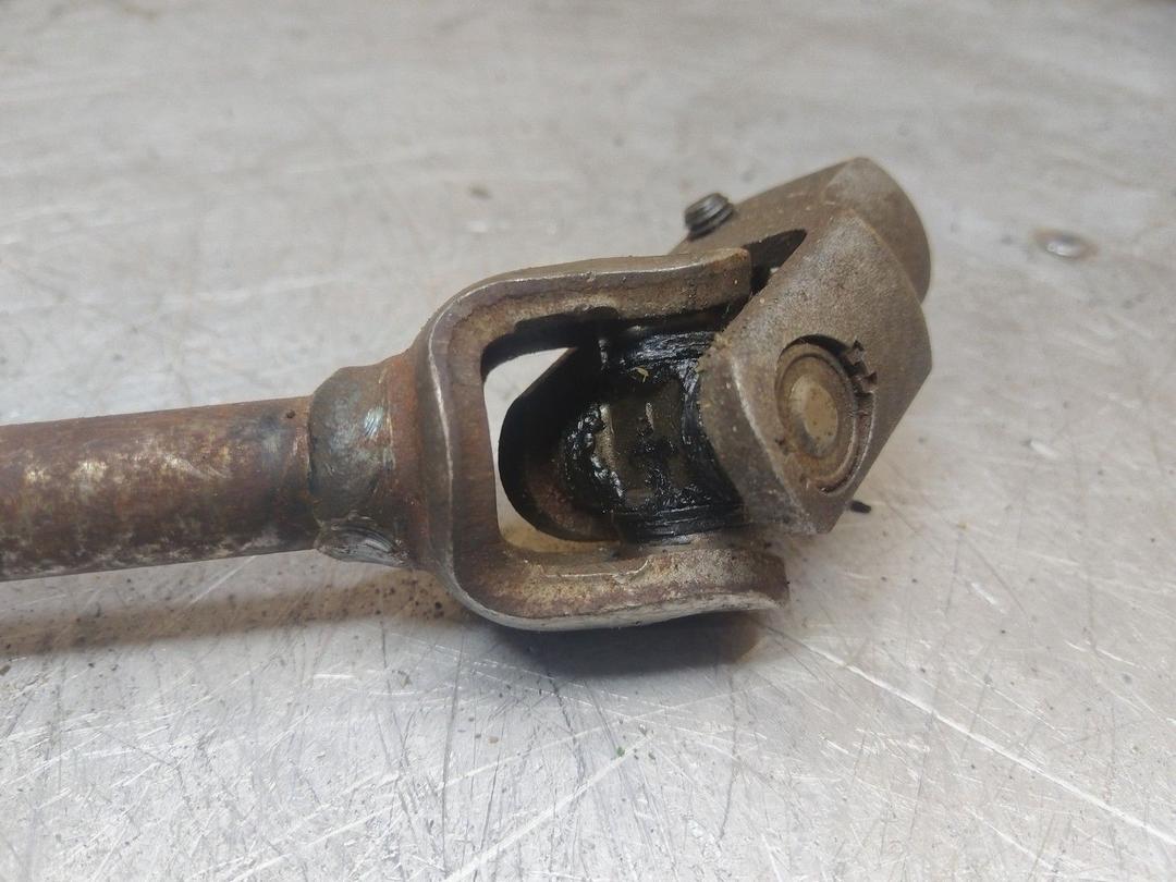 Рулевой карданчик F5HRTI Hyundai Matrix купить с доставкой