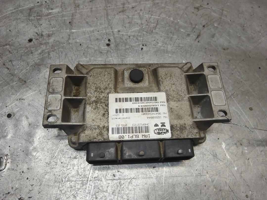 Блок управления двигателем 2B7TJ2 Citroen C5