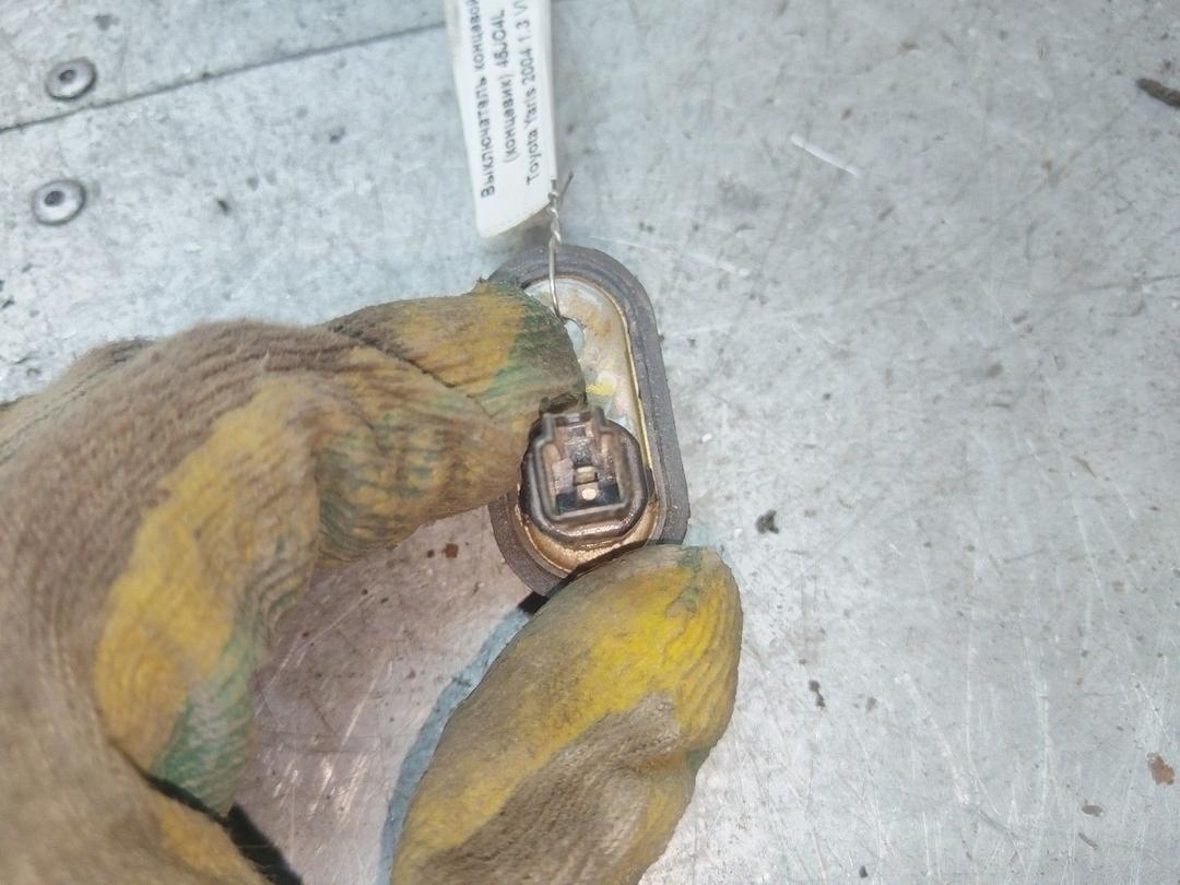 Выключатель концевой (концевик) 45JO4L Toyota Yaris - Фото 2