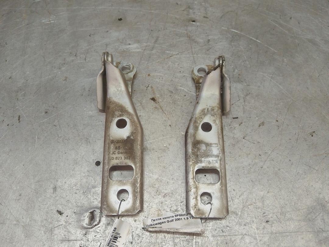 Петля капота 8P8M1U Volkswagen Golf - Фото 1