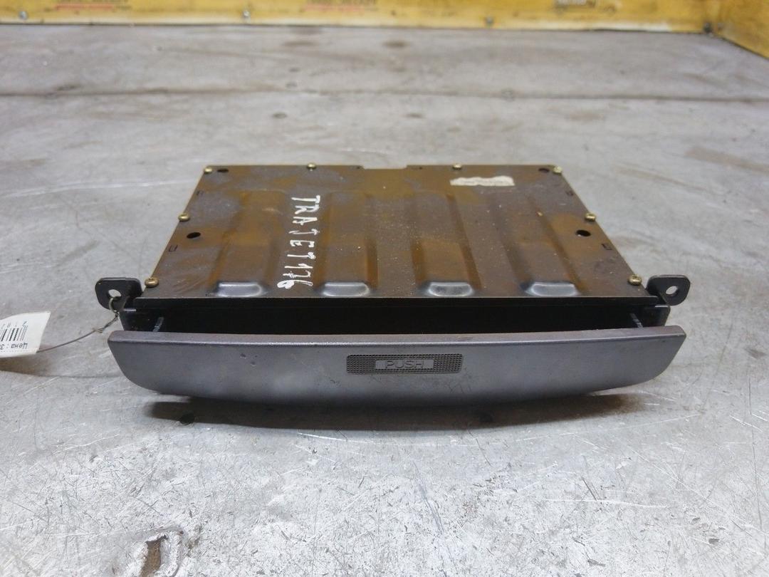 Бардачок 7YTCHM Hyundai Trajet - Фото 1