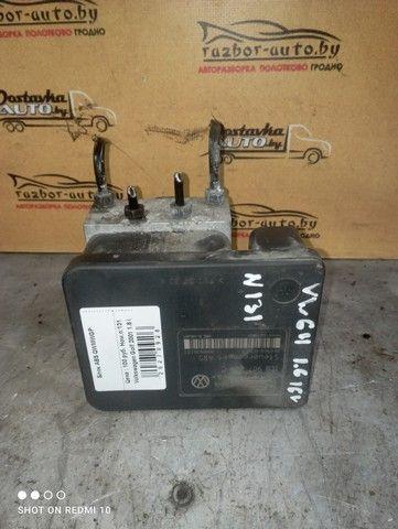 Блок ABS QWMWGP Volkswagen Golf - Фото 2