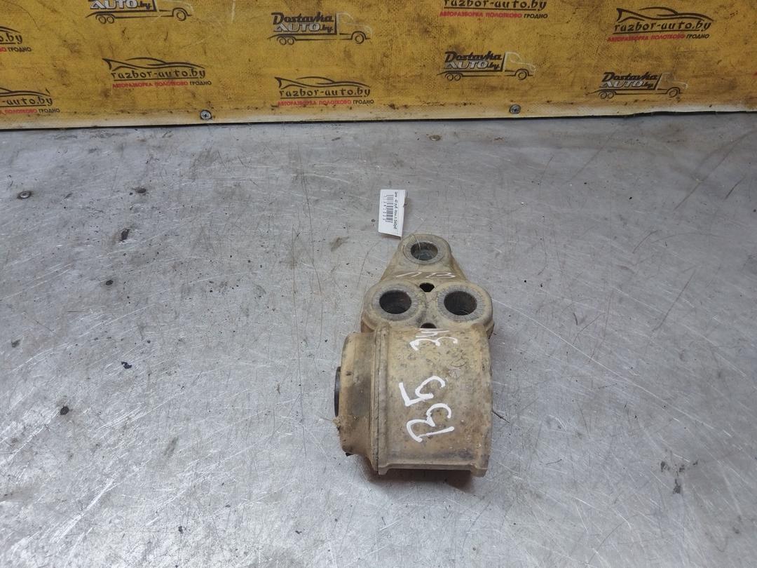 Кронштейн крепления балки подвески HQMTTM Volkswagen Passat купить с доставкой