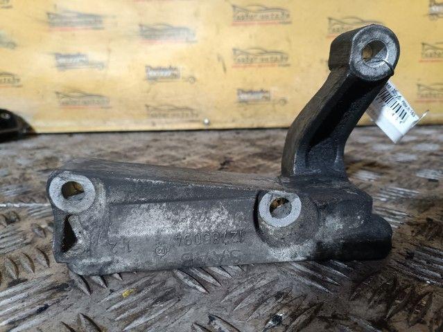 Кронштейн двигателя 4AVKI3 Saab 9-3 купить