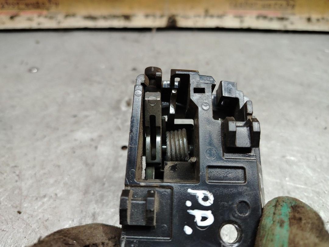 Ручка внутренняя передняя правая 4FF64O Nissan Primera - Фото 3