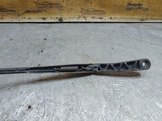 Щеткодержатель (поводок стеклоочистителя, дворник) D8E259 Rover 600 купить с доставкой. Огромный выбор запчастей и марок авто. У нас есть практически все.