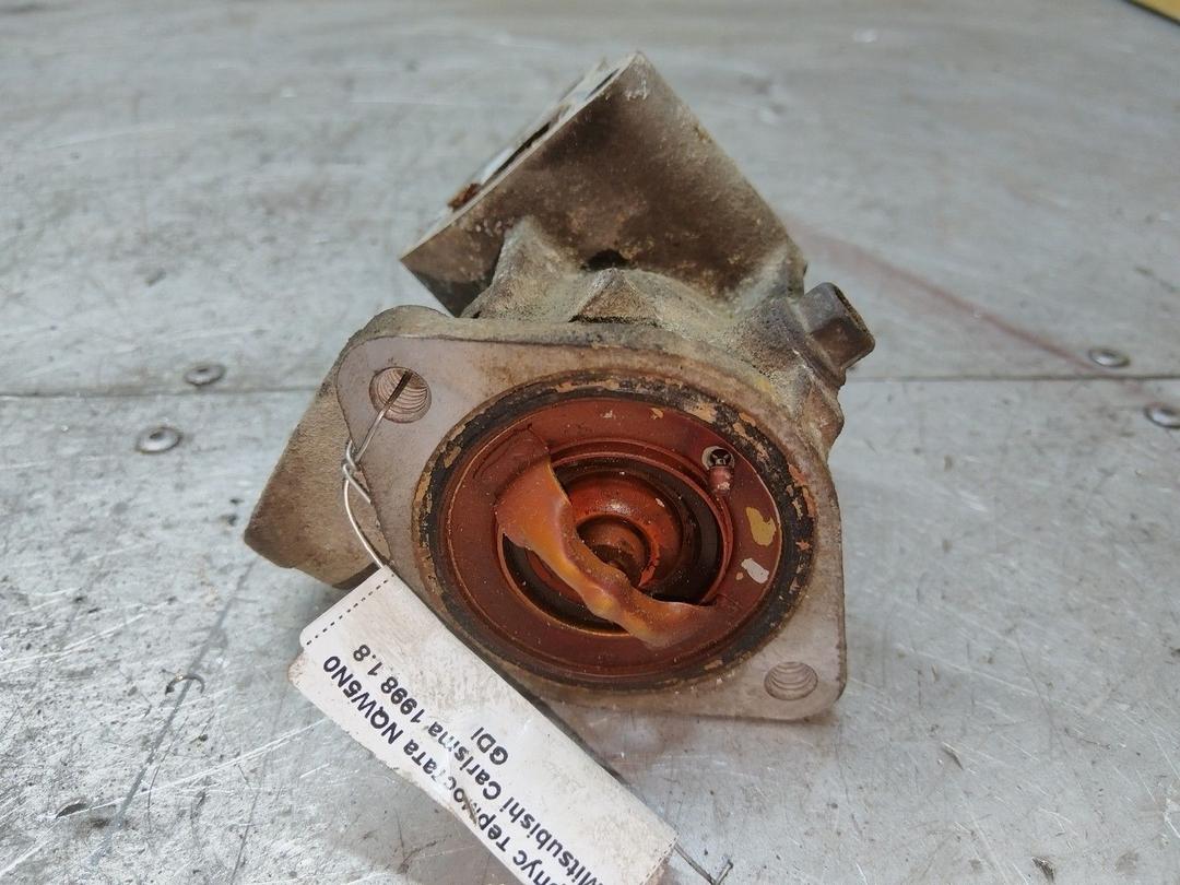 Корпус термостата NQW5N0 Mitsubishi Carisma купить