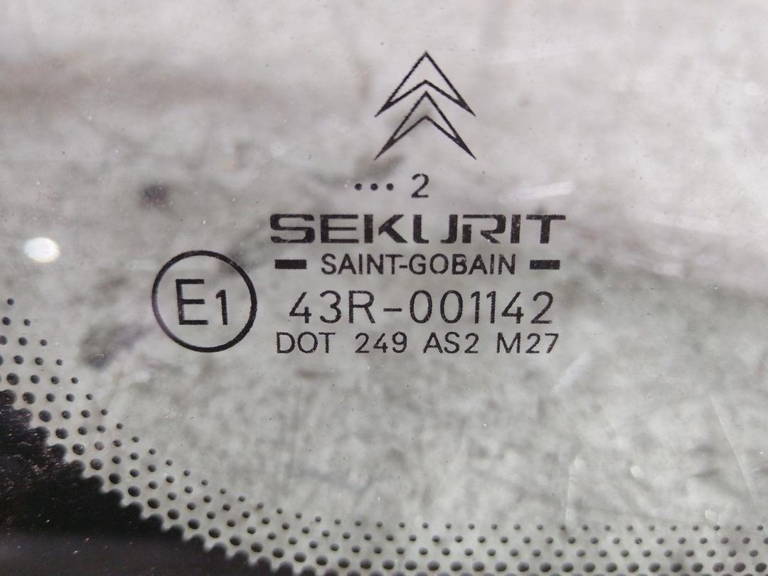 Стекло кузовное боковое правое AHBNG0 Citroen Xsara Picasso купить