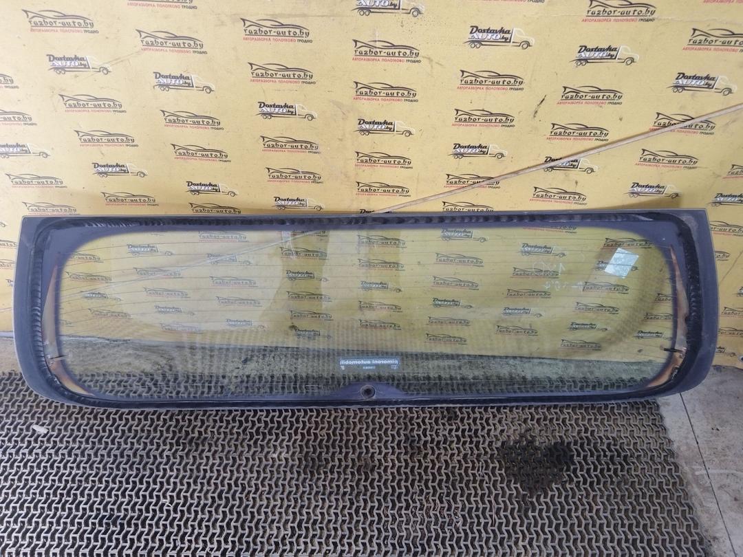 Стекло заднее YJKF09 Peugeot 307 купить с доставкой