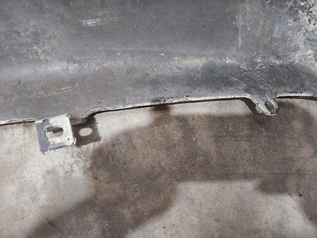 Бампер задний YADG2I Mitsubishi Grandis undefined