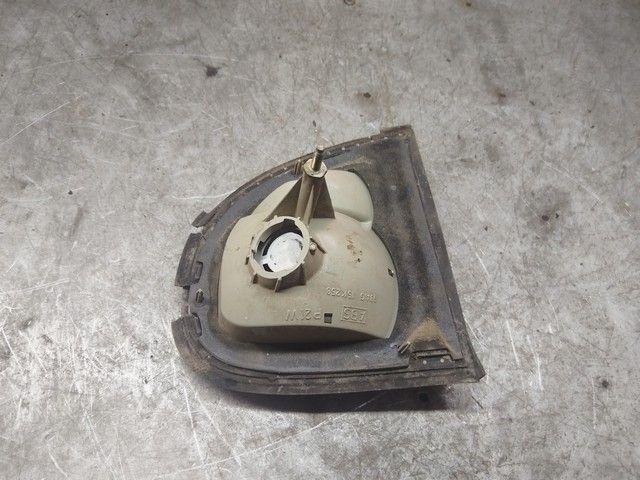 Фонарь крышки багажника правый G40806 Ford Escort - Фото 3