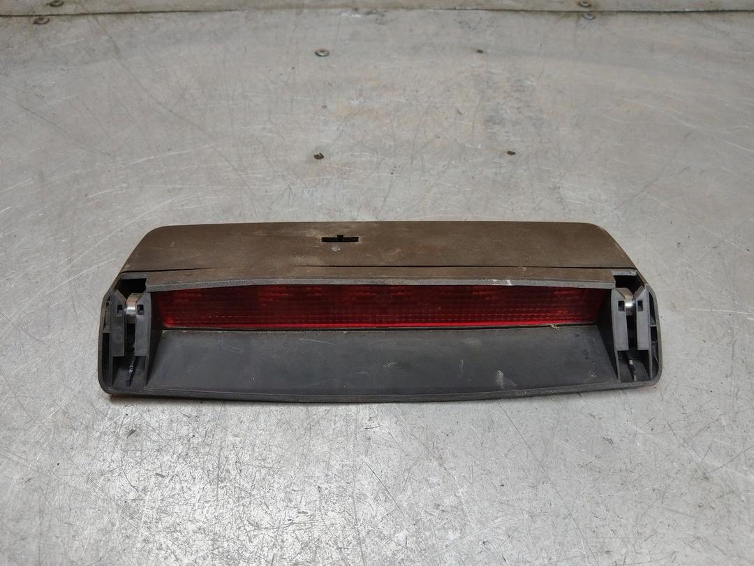 Стоп-сигнал E13NS3 Volkswagen Sharan