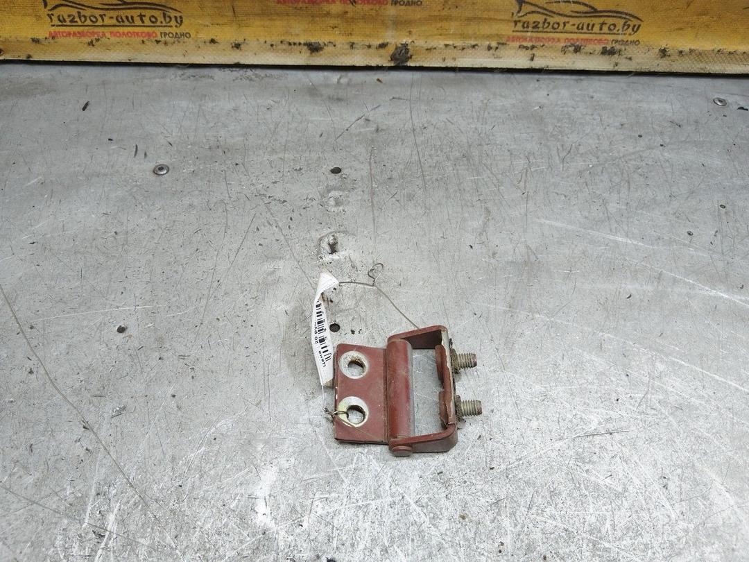 Петля крышки багажника L6N5SG Mazda 626 купить с доставкой