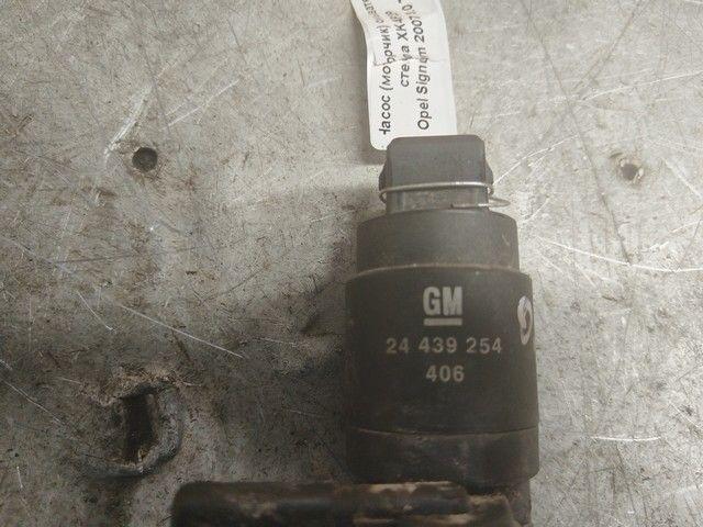 Насос (моторчик) омывателя стекла XK4P2P Opel Signum купить в магазине запчастей бу