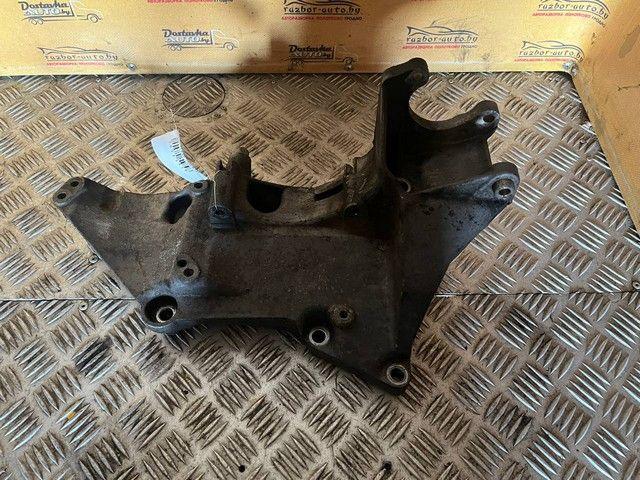 Кронштейн генератора MZOE51 Renault Espace - Фото 1