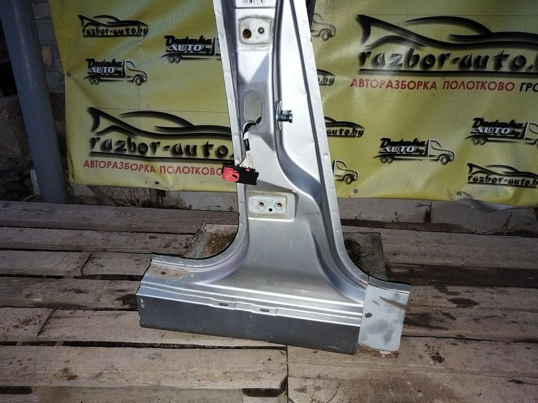 Стойка кузовная центральная правая W0ZF54 Citroen C5 купить